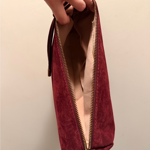 Burgundy Faux Suede Knot-Strap Shoulder Bag – Gold Hardware - Picture 7 of 10